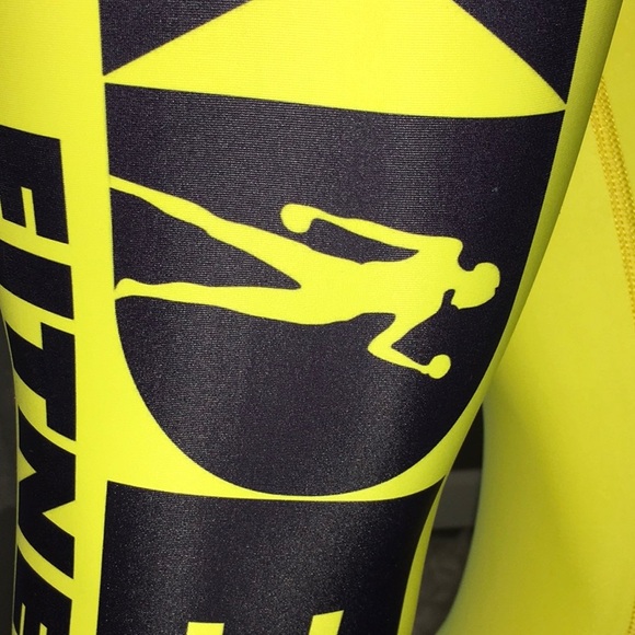 Stylish Yellow Leggings - Picture 6 of 8